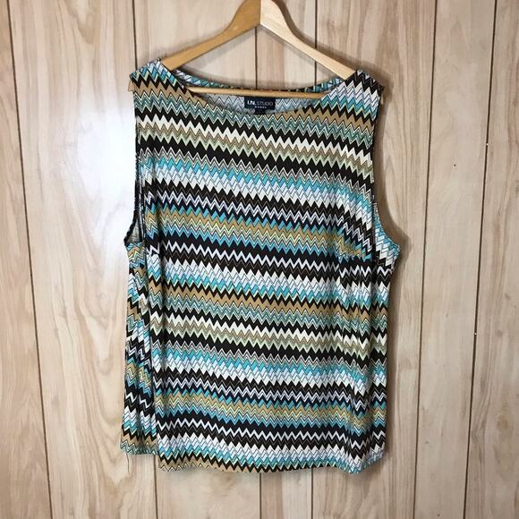 I.N. Studio Zig-Zag Pattern Round Neck Sleeveless Stretch Blouse 3X - Picture 1 of 5